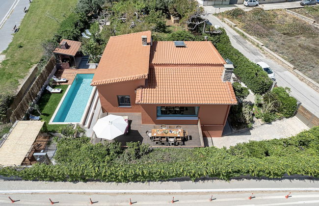 The House By The Sea - Foto 1