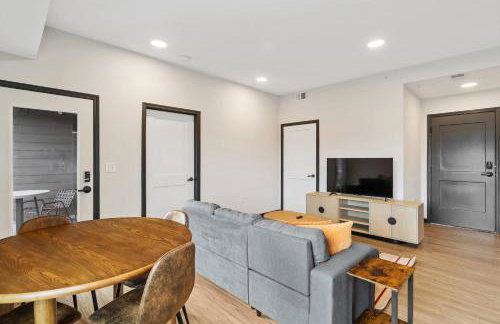 CozySuites Mass with parking lounge & roof deck #32 - Foto 2