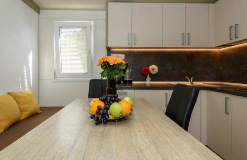 Cozy and Chic Little House with pool Ivinj - 5 - Foto 61