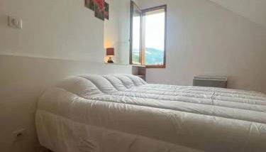 Maison chaleureuse à Saint-Aventin avec jardin et vue montagne - Foto 5