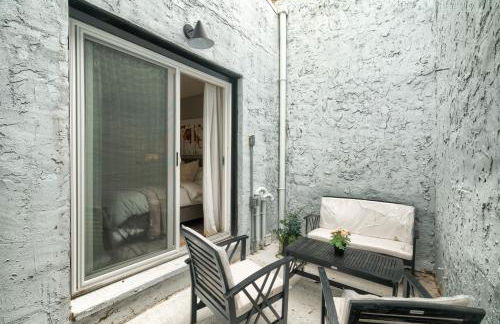 2BR in Heart of Queen Village - walk to everything! - Foto 22