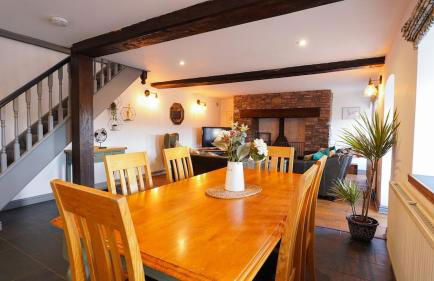 Private Getaway - Rural Charm - Photo 28