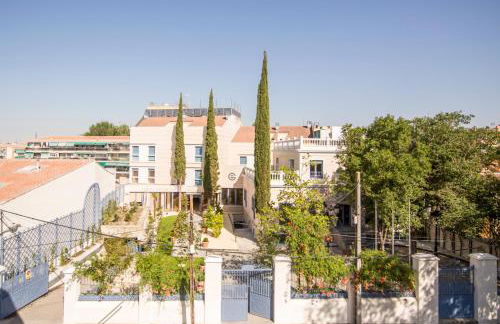 Apartamentos Plaza de Santiago - Estudios Turisticos - 1 LLAVE - Foto 1