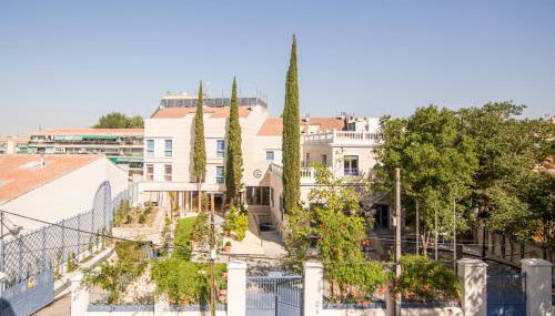 Apartamentos Plaza de Santiago - Estudios Turisticos - 1 LLAVE - Foto 1