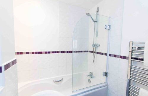 #Cloudstays Birmingham - City Getaway - 2 Lakes - Ideal For Couples Groups & Contractors - Foto 11