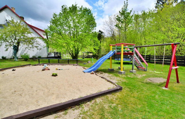 Comfortable Holiday Home in the Middle of a Forest - Photo 21