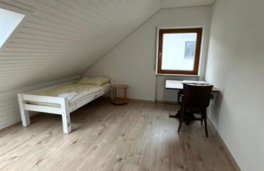 Ruhige 4 Zimmer OG-Wohnung Z2 - Foto 1