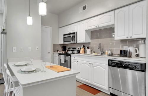 1BD Casa Kaleido - Pool, Gym, Free Parking - Photo 11