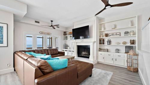 Jaw-dropping bayfront home with panoramic water views, boat slip, and cowboy pool - Foto 4