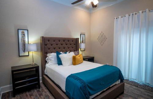 Brand NEW Large Impressive House Near Downtown! - Foto 36