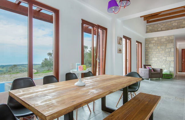 Villa in Arkadi With Pool Near the Sea - Photo 33