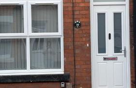 Spacious 5BR Family Home By WillCo Property Short Lets & Serviced Accommodation Derby With Games & Perfect For Contractors - Foto 8