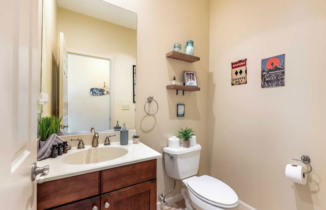 Highland Hideaway by Avantstay Group Poconos Retreat w/ Patio + Game Room - Foto 39