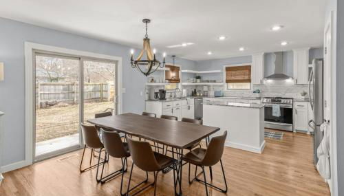 Spacious Family Haven - Walk to Downtown & JBU - Foto 3