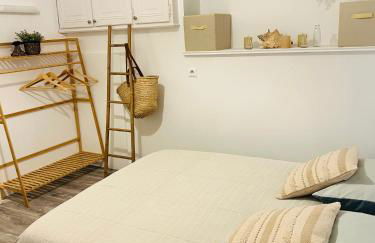 Chez gaillard petit studio sans cuisine entièrement rénové au calme - Foto 12