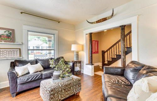 Walk to Downtown Historic Guthrie Home on Mansur - Photo 6