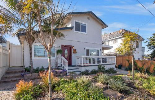 Luxe OB Home, Walk to Beach, Sauna, and Backyard - Photo 47