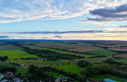 Klamar Ferienwohnung Monteur Wohnzimmer Esszimmer 1 Schlafzimmer Küche Diele Bad in Erftstadt Niederberg - Foto 16