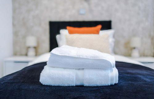 3 Bed house - Free Parking - Free Wifi - Foto 8