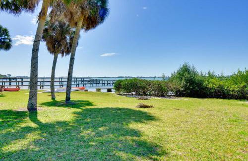 Coastal Oasis with Shared Pool, 2 Mi to Beach! - Foto 23
