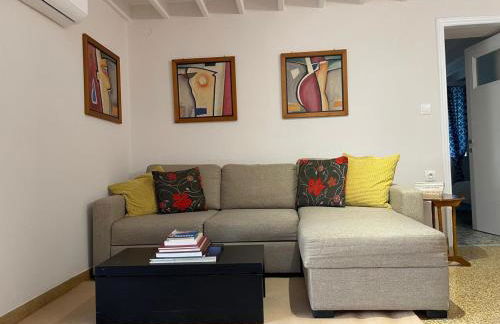 Peculiar Garden Apartment - Photo 25