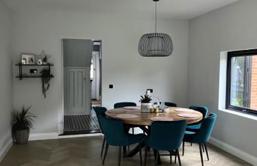 Beautiful family home with hot tub - Foto 15