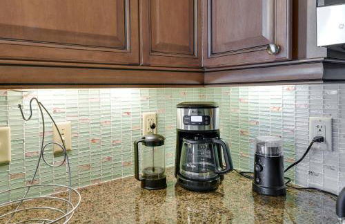 Mount Pleasant Condo with Pool and Bikes Near Beach! - Photo 10