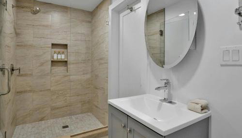 Harbor Haven, Apt # 3, 3BR/2BA - Foto 4