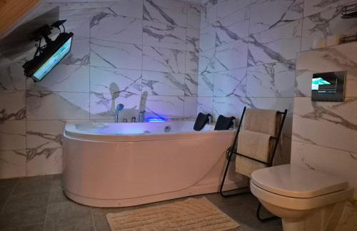 Apartament z prywatną wanną z hydromasażem - U Parów - Foto 30