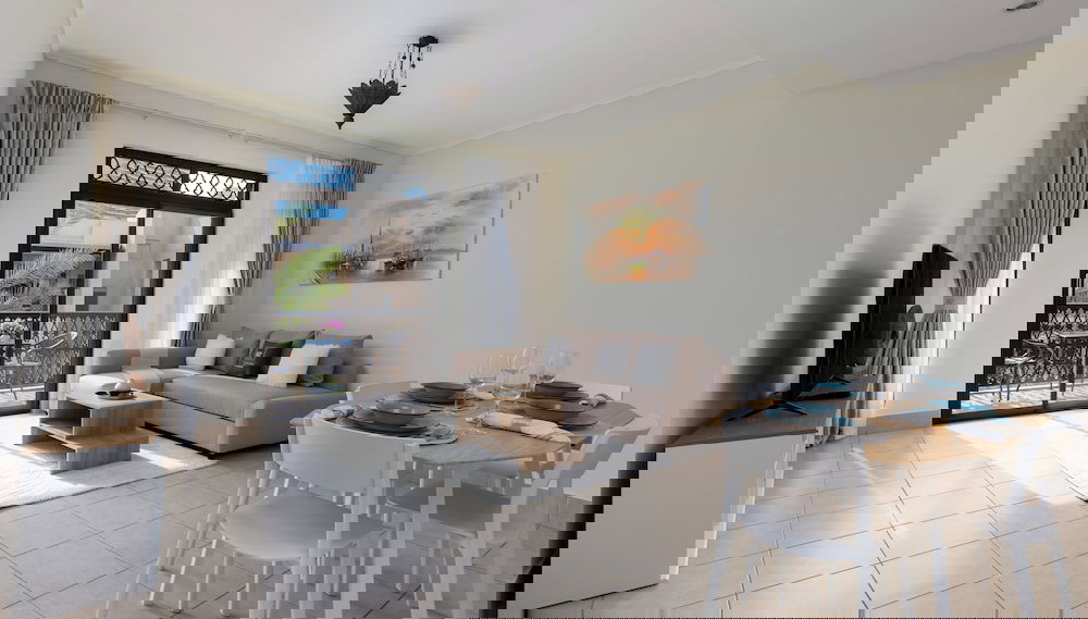 Maison Privee - Stylish & Spacious Apartment in Downtown Dubai - Foto 1, Imagen principal