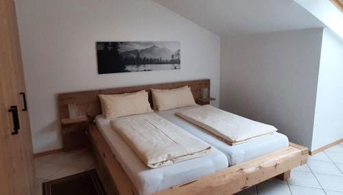 liebevoll eingerichtete Ferienwohnung in den Alpen - Foto 3