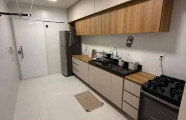 Apartamento Amplo e Confortável em Condomínio Familiar, 3 Quartos Sendo 1 Suíte com Lazer de Clube - Foto 9