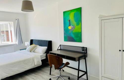 Stunning huge openplan 2Bed flat - Photo 24