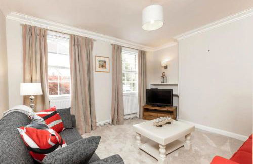 Independence House - Photo 10