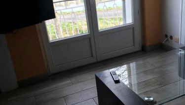 Résidence bord de Loire route euro 6 - Foto 2