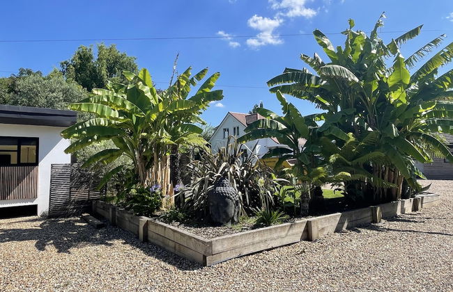 Maygrove Retreat - Sleeps 2 - Jacuzzi - Parking - Photo 16