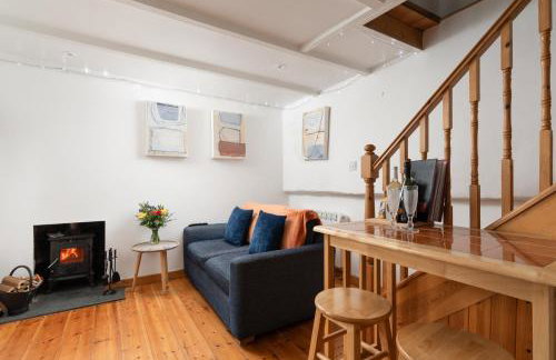 Honeysuckle Cottage by The Sea - Photo 9