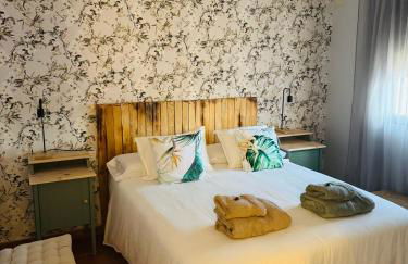 La Casa del Pueblo con piscina y barbacoa - Foto 5