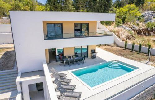 Luxury Villa Navis - Villa - Photo 39