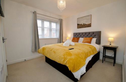 Clothier House - Stylish 3Bed Haven, WiFi & Driveway Parking - Foto 11