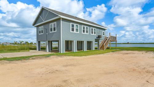 Private Home on Lagoon with Views in Hitchcock! - Foto 2