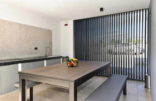 Spacious Villa With Pool and Garden in Stokovci - Foto 48