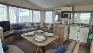Cosy Perranporth caravan, Cornwall - Photo 4