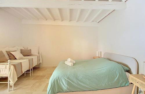 Superbe Mas Provençal rénové avec piscine, billard et climatisation à Paradou - Foto 64