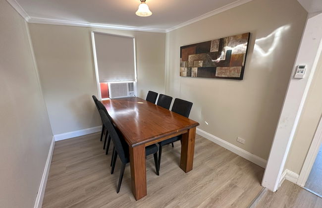 Charming 3 bedroom Cottage - Photo 11