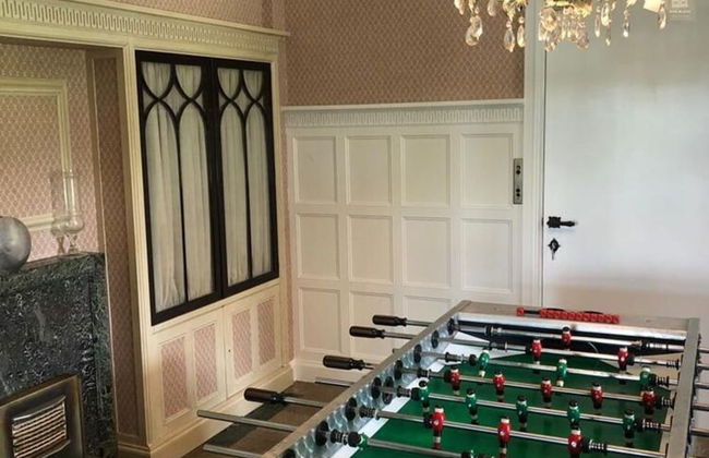 Magnificent Luxury Chateau in Vast Garden with Sauna & Hot Tubs - Photo 62