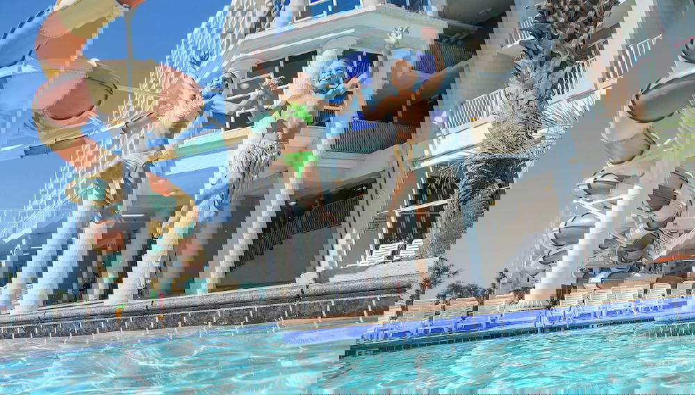 Crown Reef Beach Resort and Waterpark - Foto 1, Imagen principal