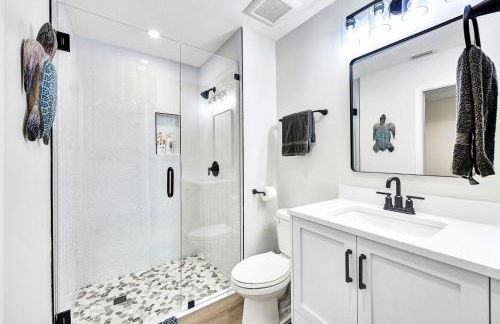 Heated Pool, Sleeps 10, Relaxing Lanai, Near Beaches, Pet Friendly! - Foto 10