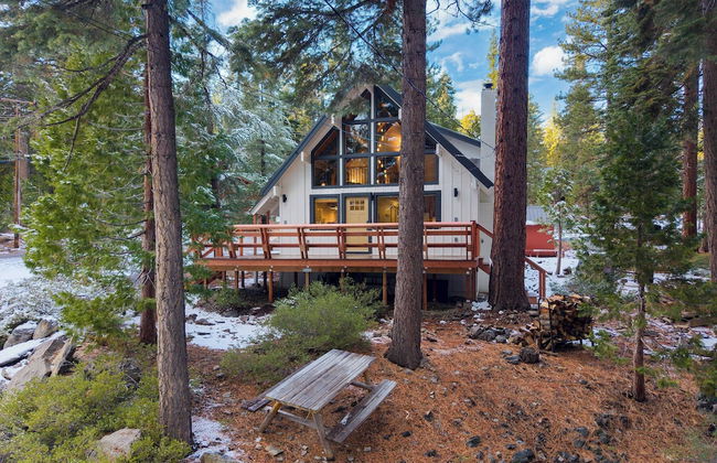 Peaceful Tahoe Retreat 5mins to Lake Cozy Modern Cabin - Foto 30