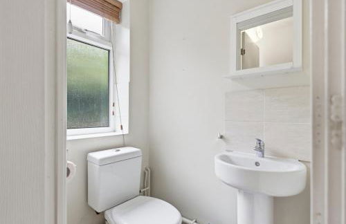 4 bedroom detached house 4 bathrooms - Foto 31